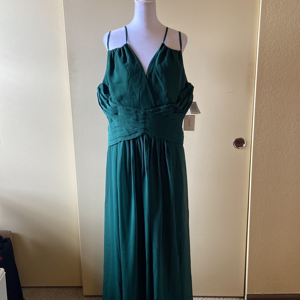 Dark Green Formal Dress/Gown - Size 18